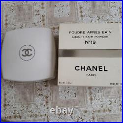 CHANEL body powder No 19 5.3oz 150g